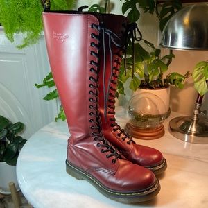 knee high doc martins